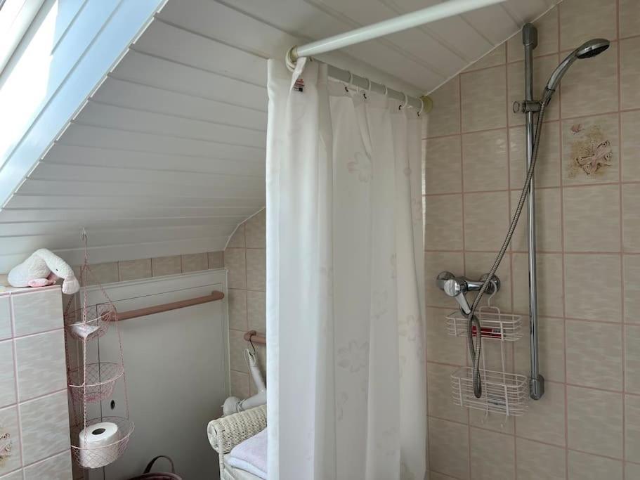 Gemuetliches Apartment Fuer Messe, Job & Kurzurlaub Im Gruenen, Naehe Duesseldorf 梅尔布施 外观 照片