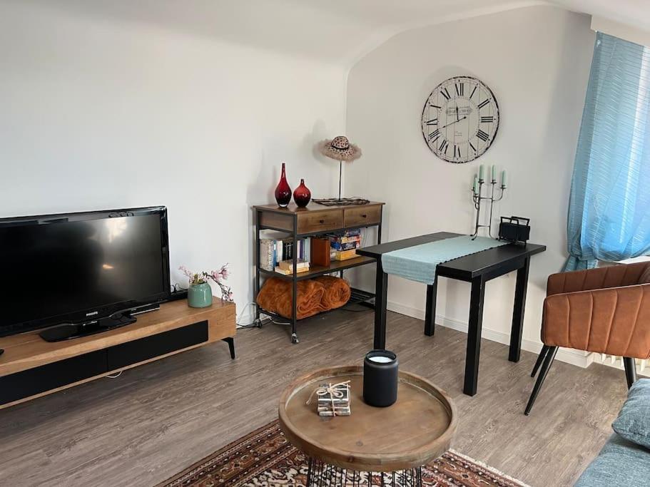 Gemuetliches Apartment Fuer Messe, Job & Kurzurlaub Im Gruenen, Naehe Duesseldorf 梅尔布施 外观 照片