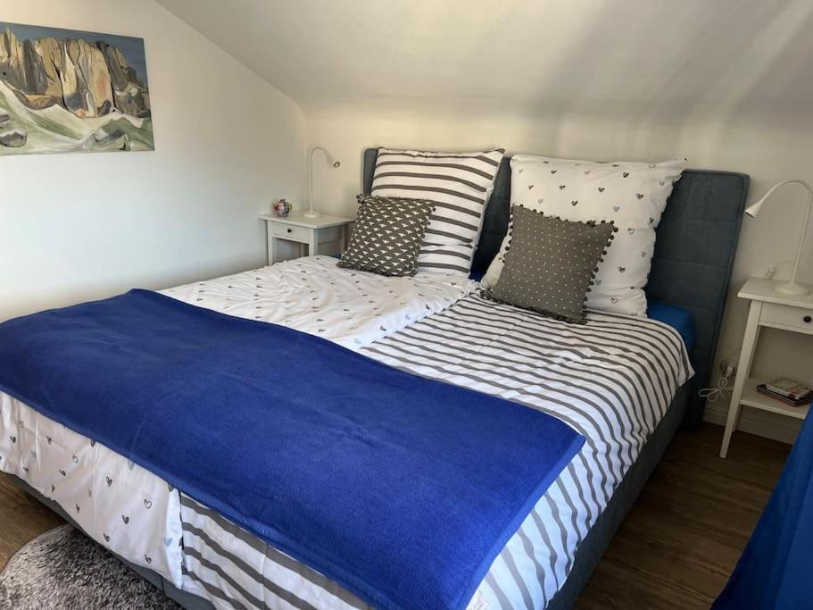 Gemuetliches Apartment Fuer Messe, Job & Kurzurlaub Im Gruenen, Naehe Duesseldorf 梅尔布施 外观 照片